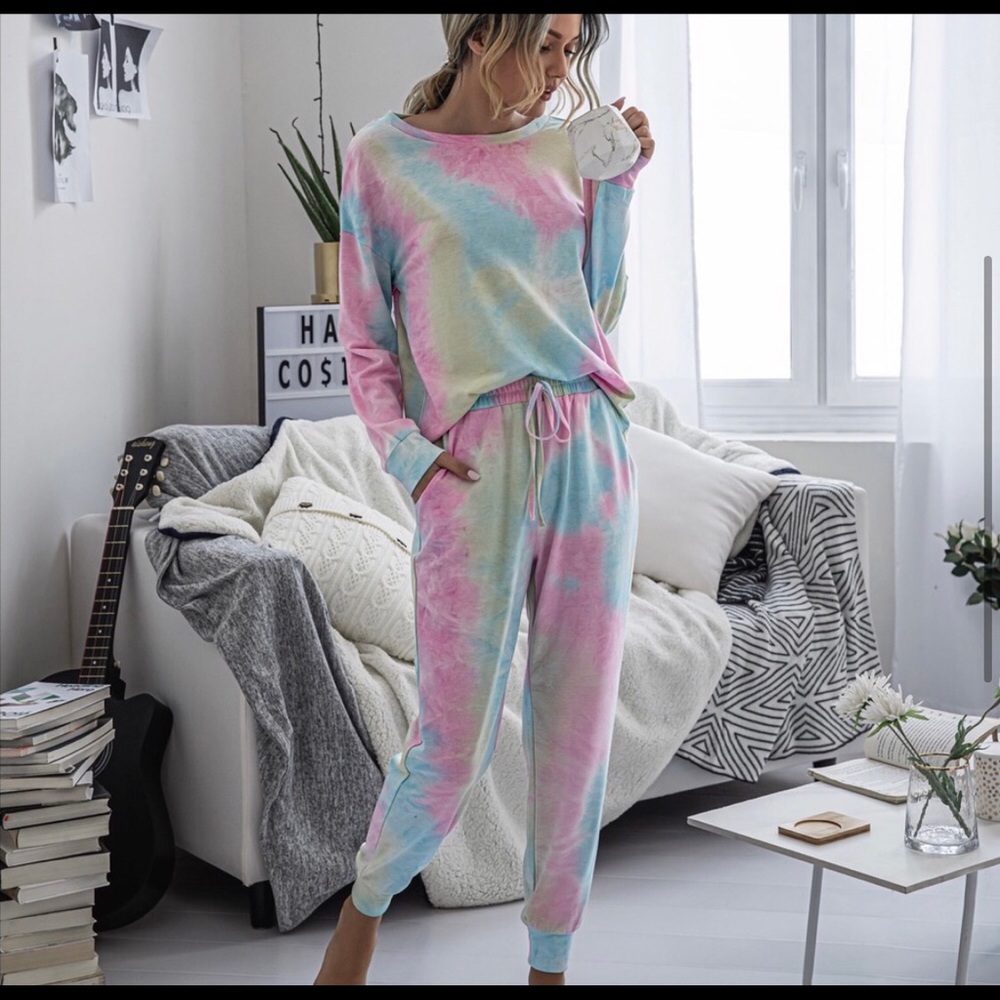 Colorful Cotton Candy Tie Dye Lounge Set - Picture 3 of 6